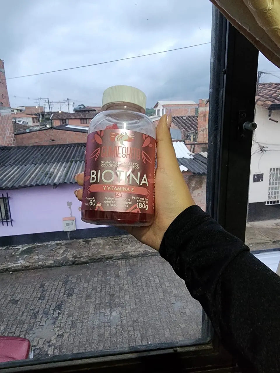 <em><strong>Andrea Morales</strong></em>